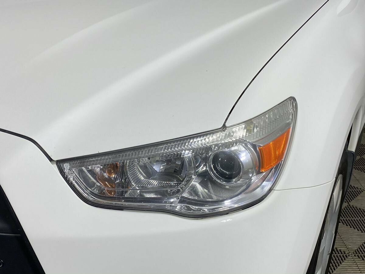 Mitsubishi ASX, 2011