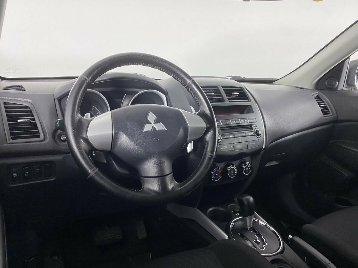 Mitsubishi ASX, 2011