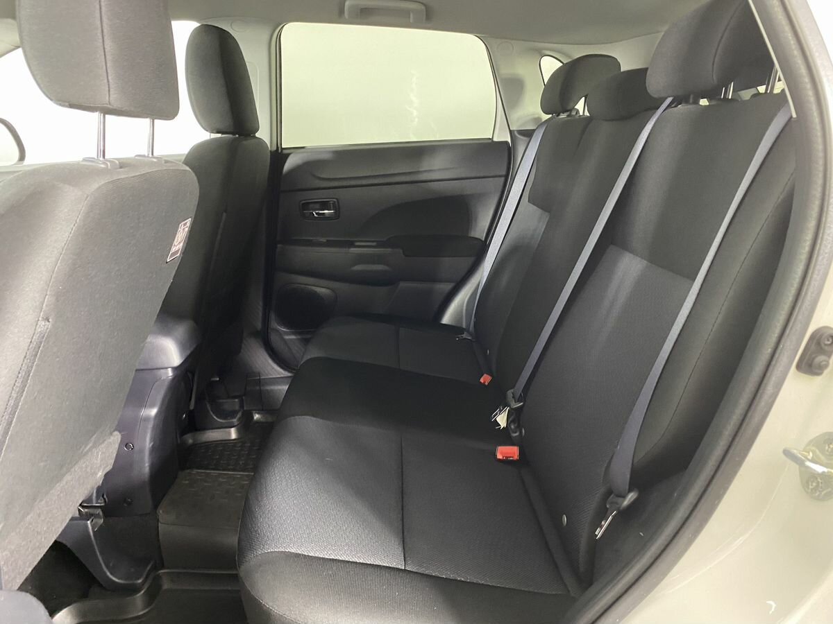 Mitsubishi ASX, 2011