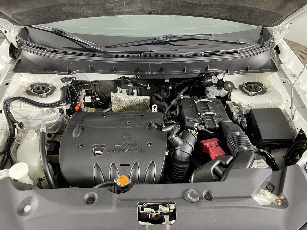 Mitsubishi ASX, 2011