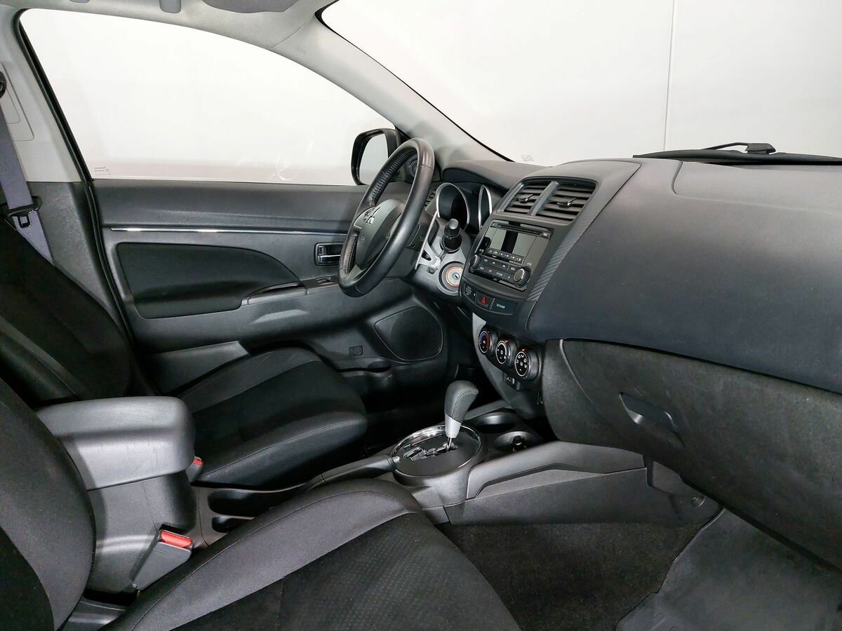 Mitsubishi ASX, 2015