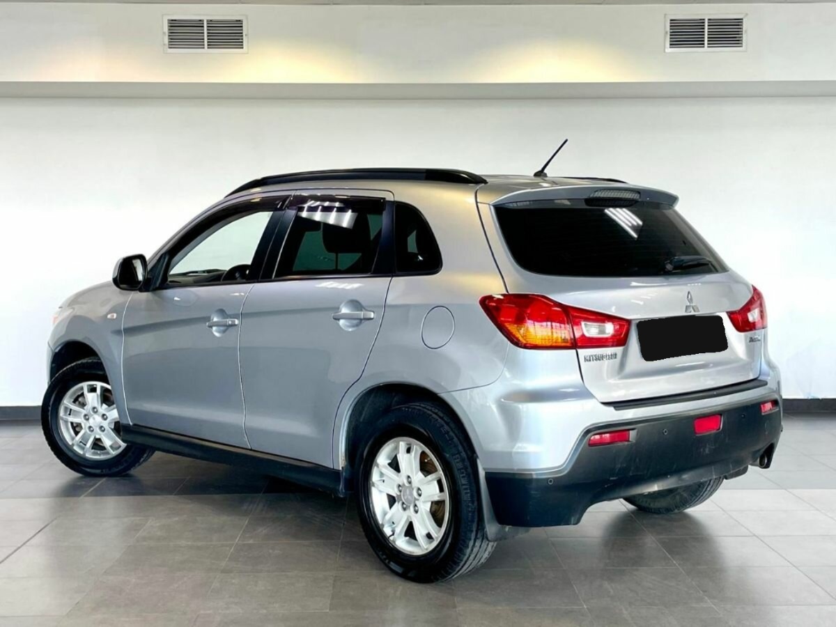 Mitsubishi ASX, 2011