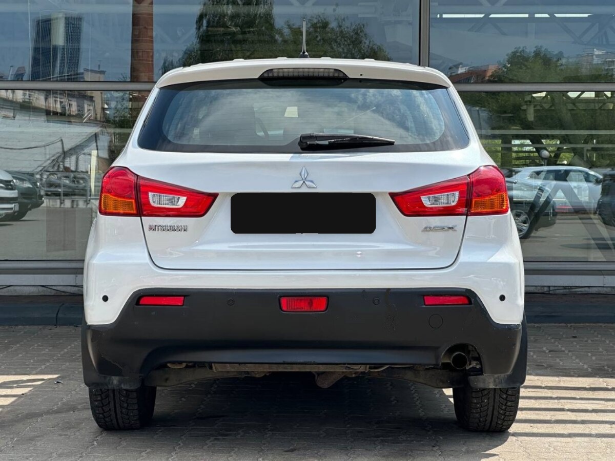 Mitsubishi ASX, 2011