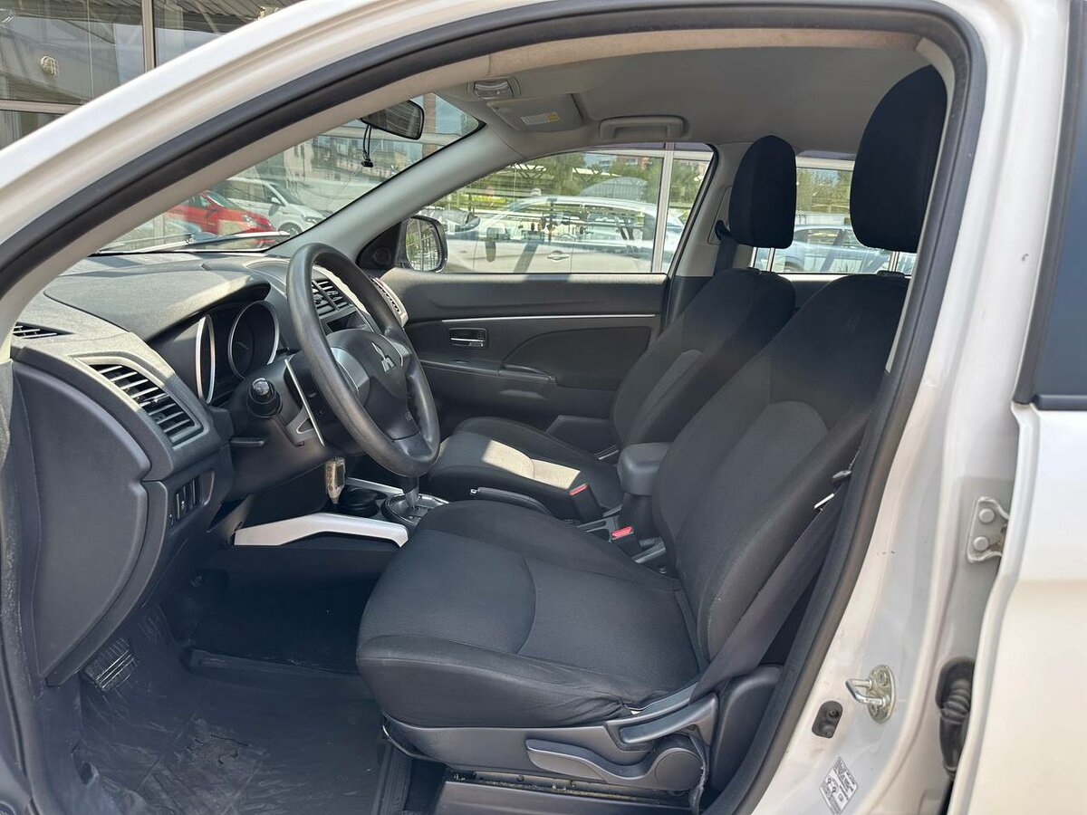 Mitsubishi ASX, 2011