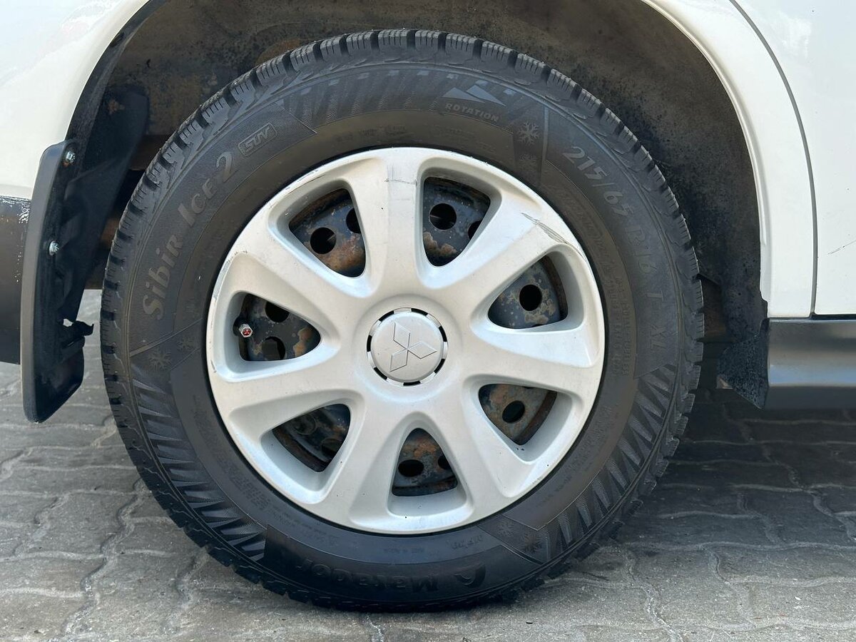 Mitsubishi ASX, 2011