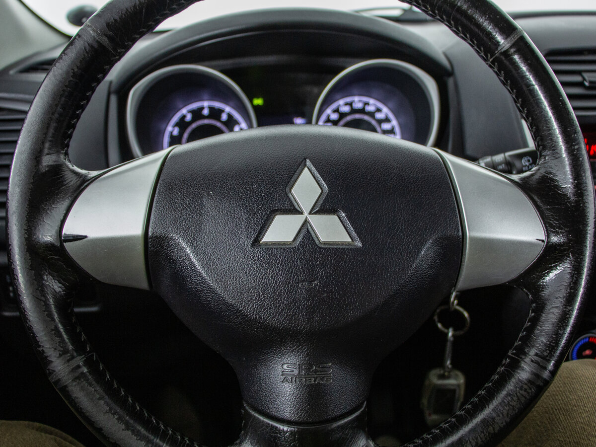 Mitsubishi ASX, 2011