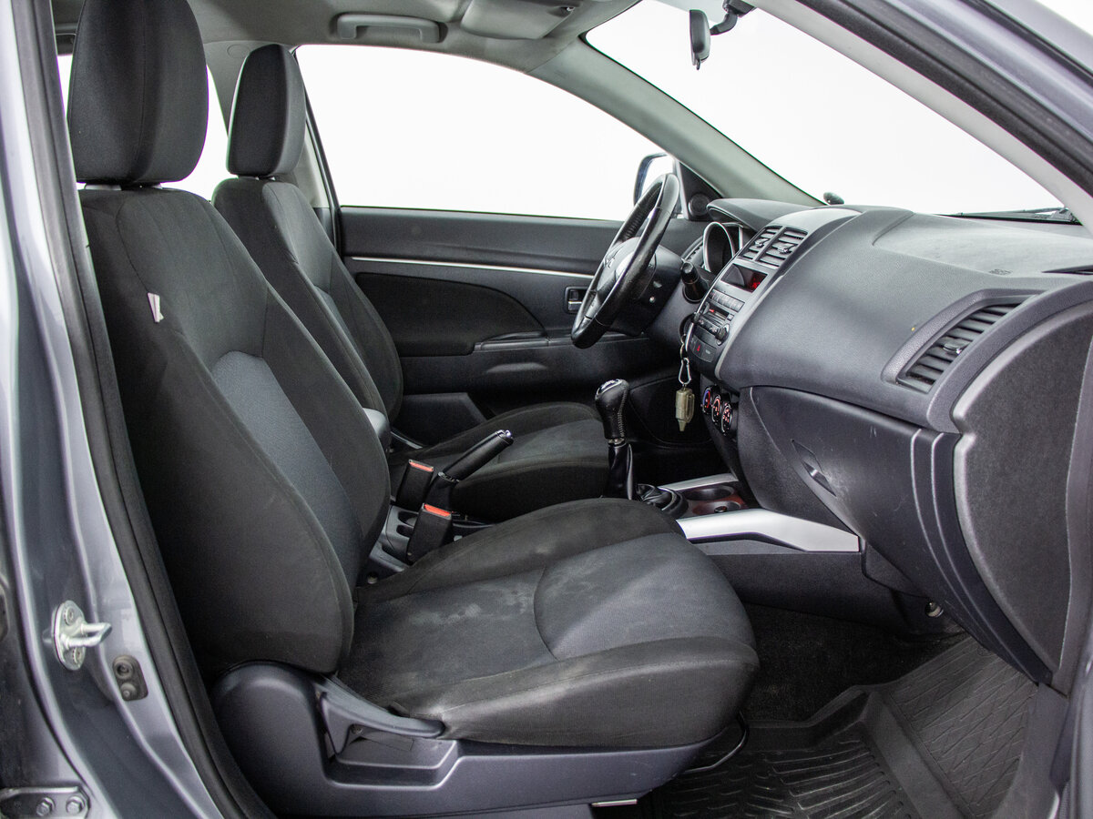 Mitsubishi ASX, 2011