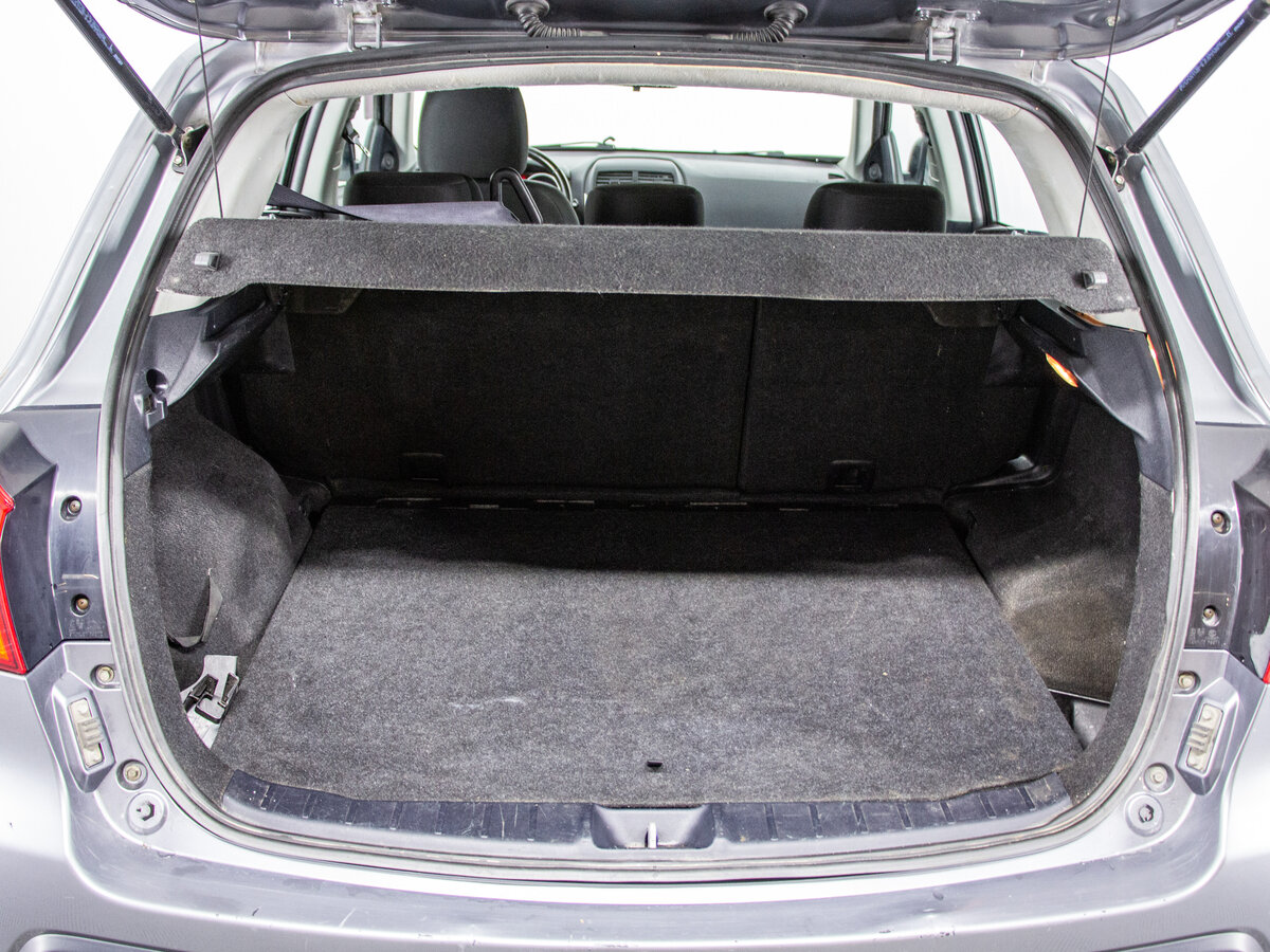 Mitsubishi ASX, 2011