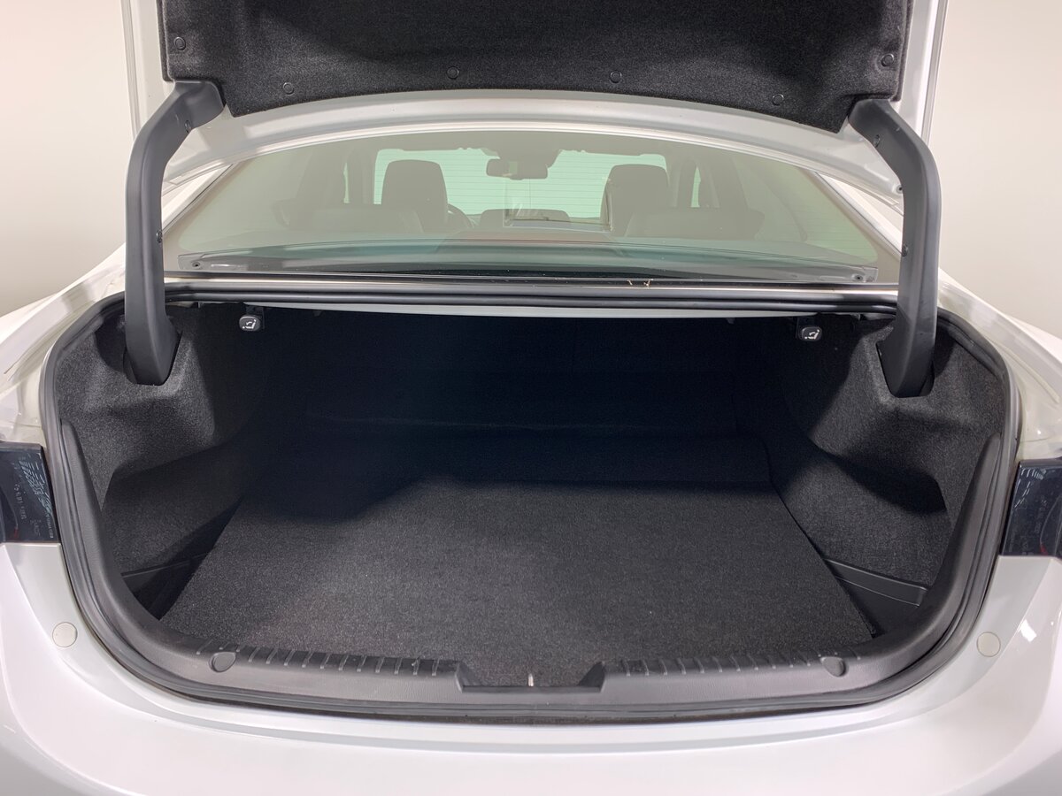 Mazda 6, 2015
