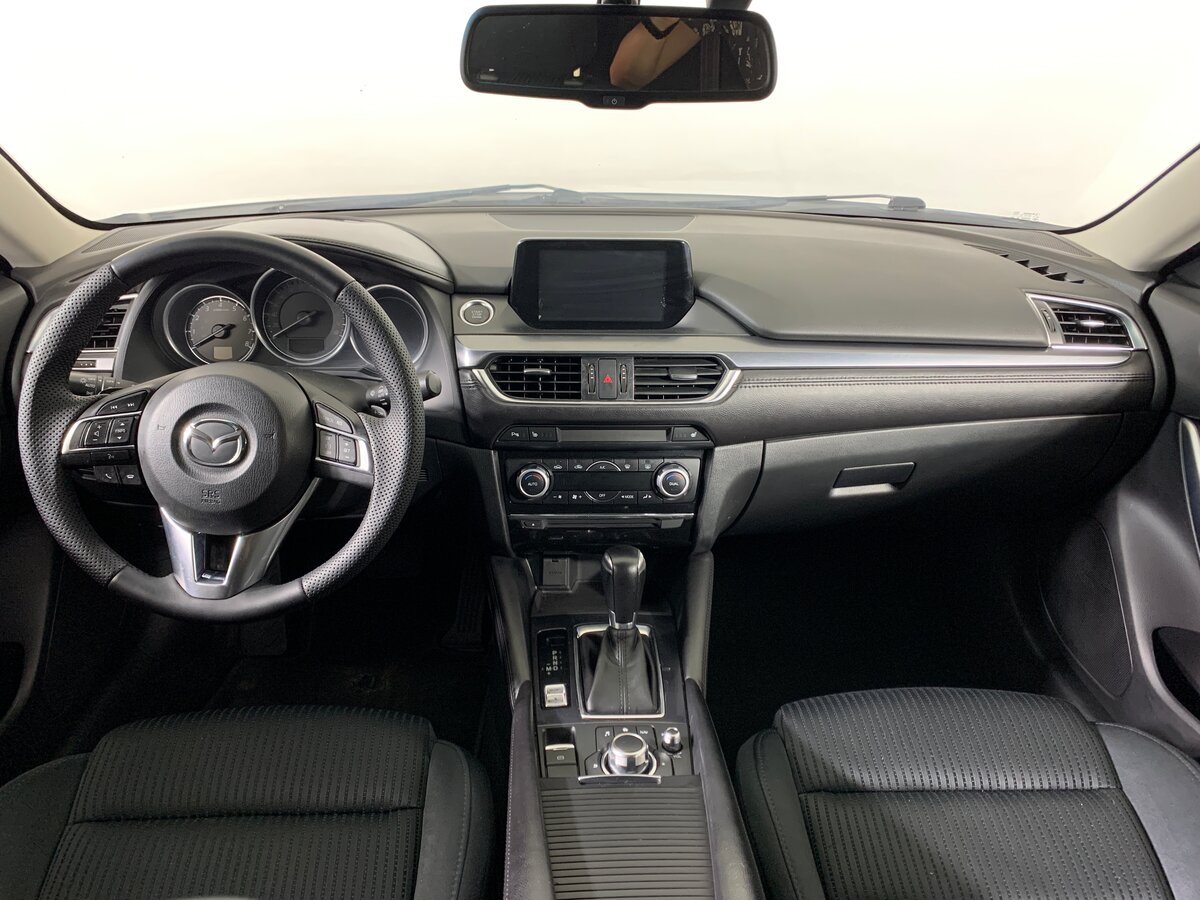 Mazda 6, 2015