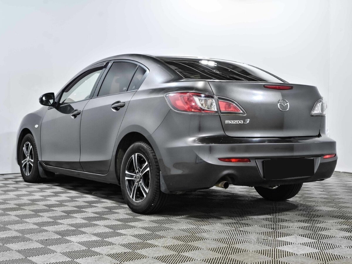 Mazda 3, 2012