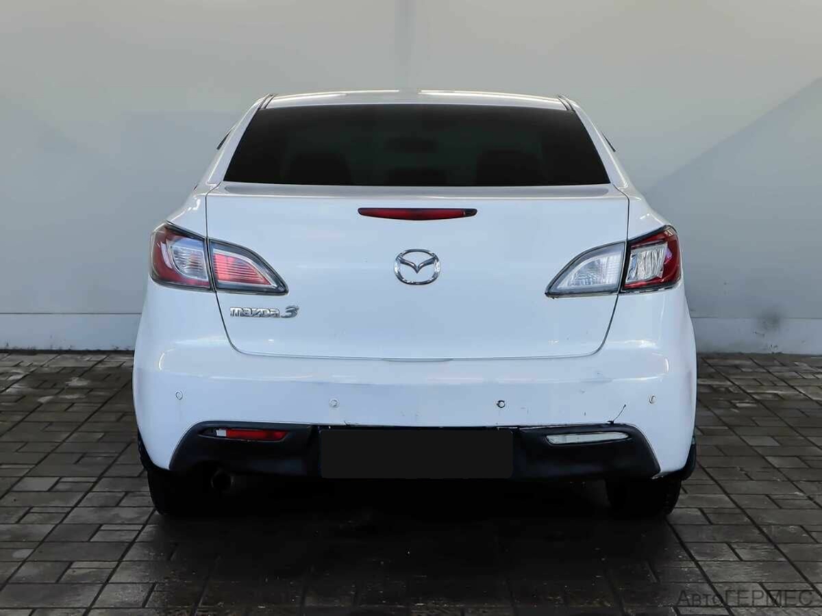 Mazda 3, 2010