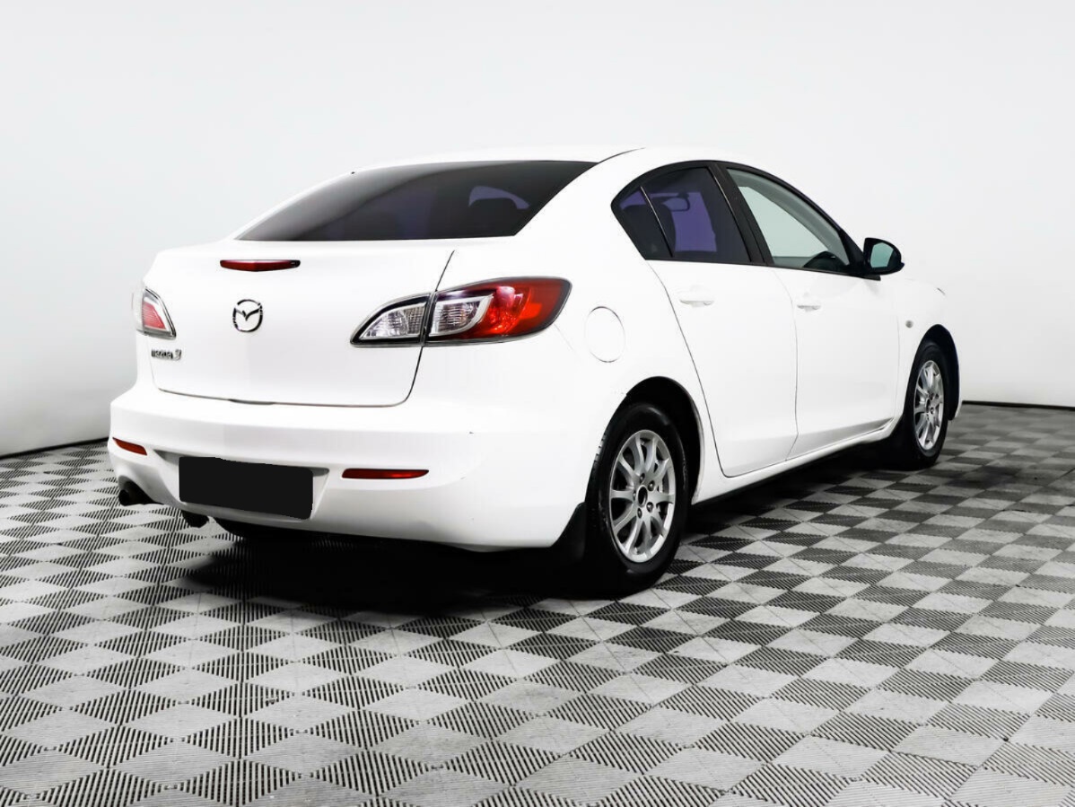 Mazda 3, 2012