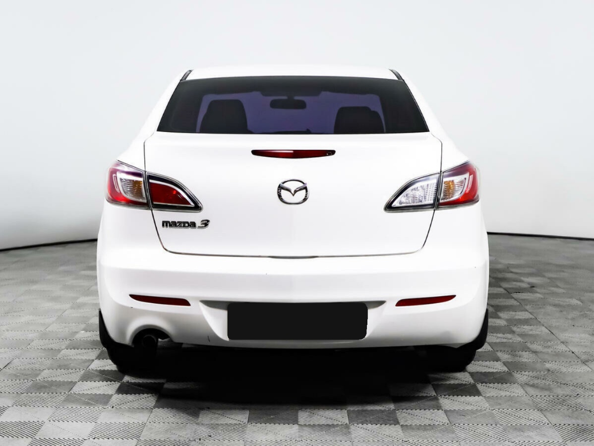 Mazda 3, 2012