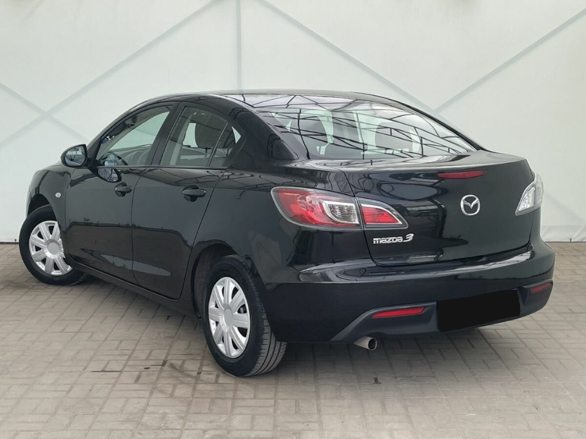 Mazda 3, 2010