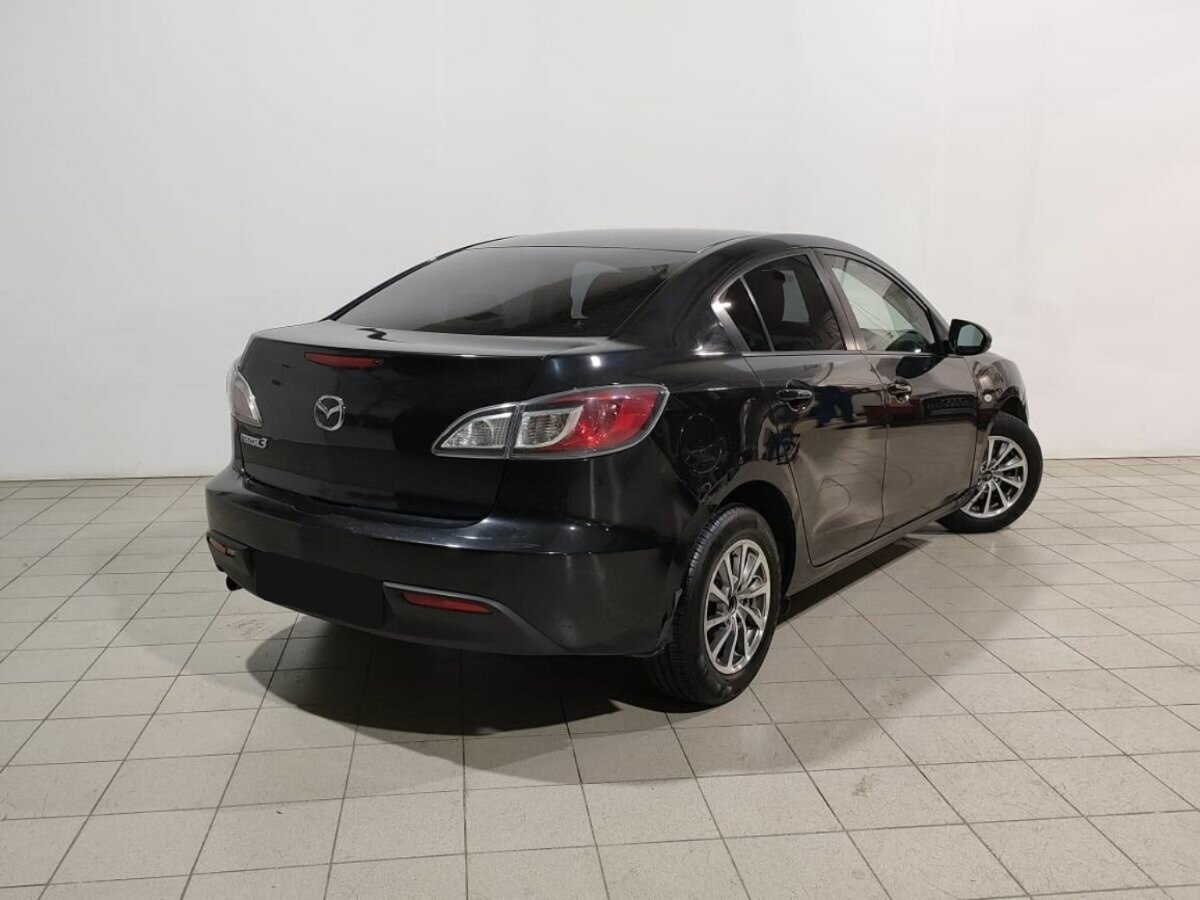 Mazda 3, 2011