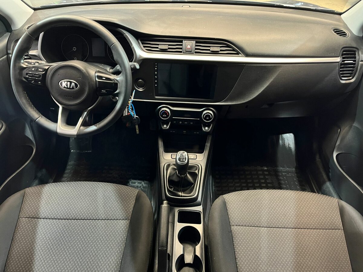 Kia Rio X, 2021