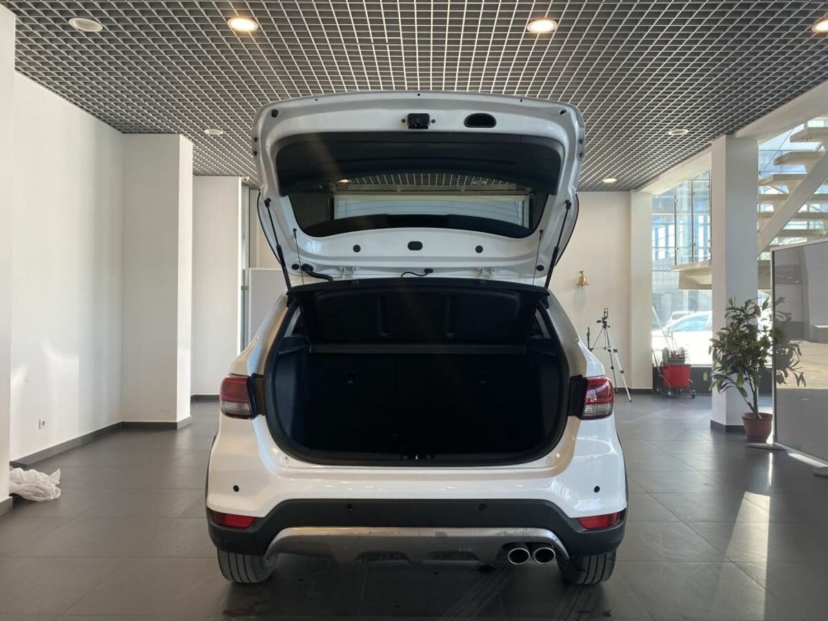 Kia Rio X-Line, 2020