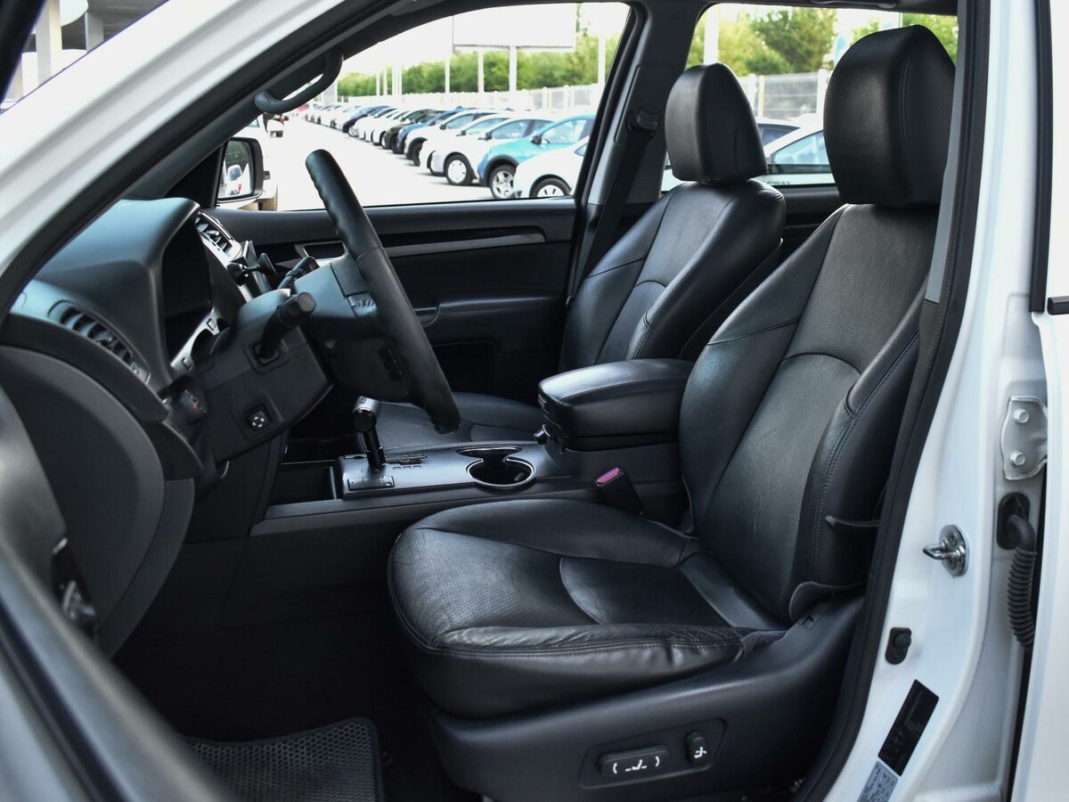 Kia Mohave 8-speed, 2012