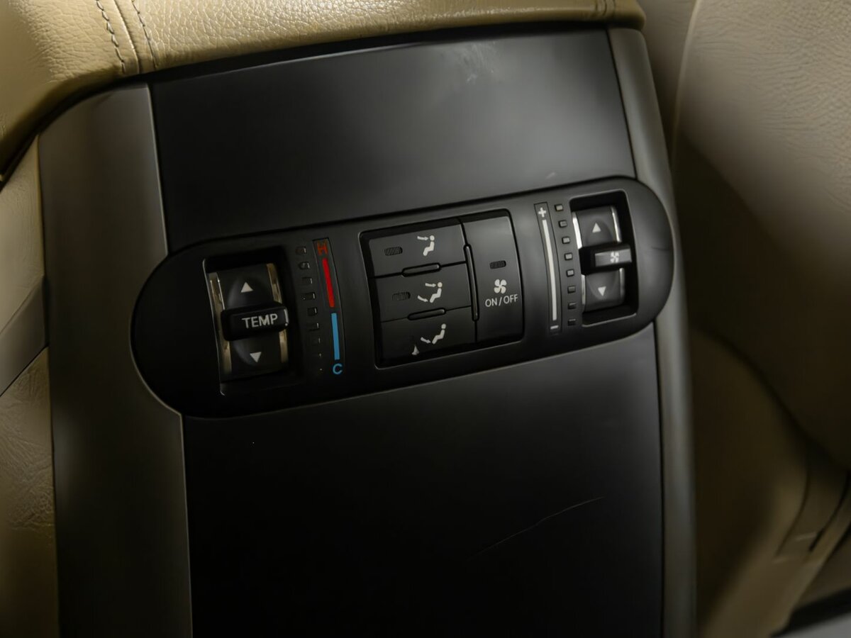 Kia Mohave 6-speed, 2011