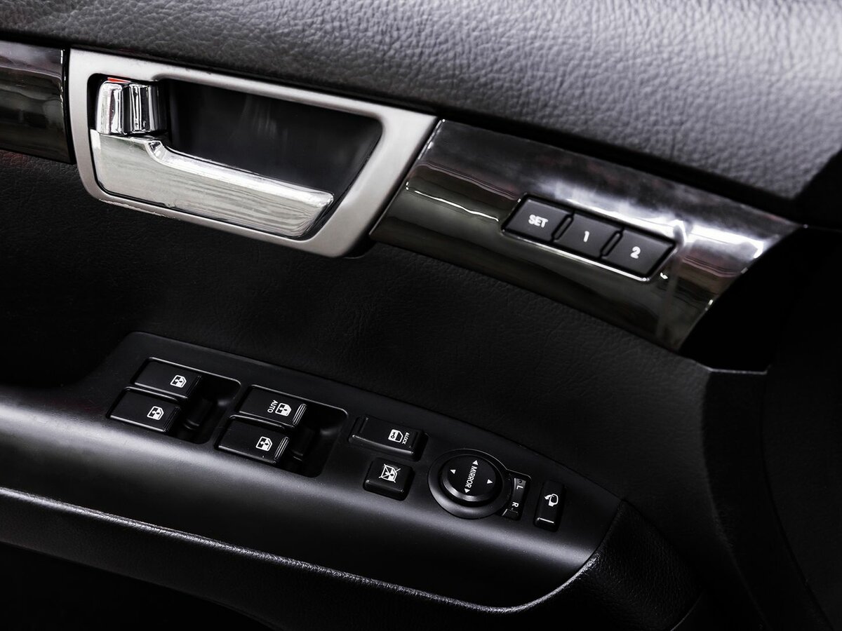 Kia Mohave 8-speed, 2012