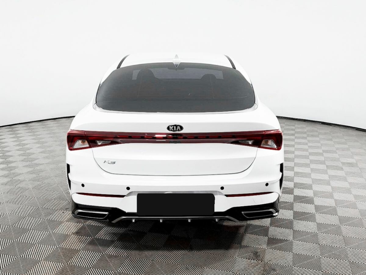Kia K5, 2021