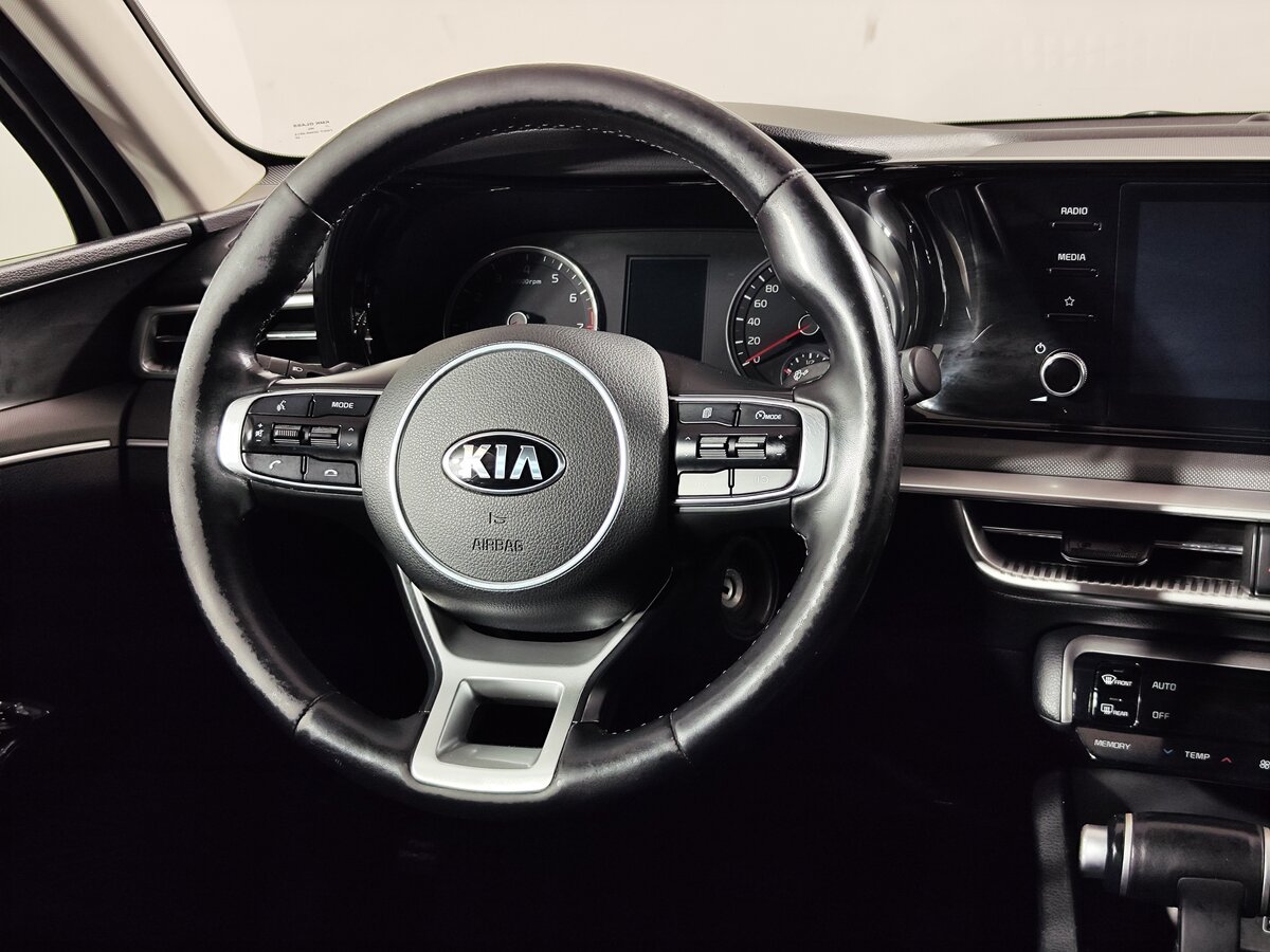 Kia K5, 2021