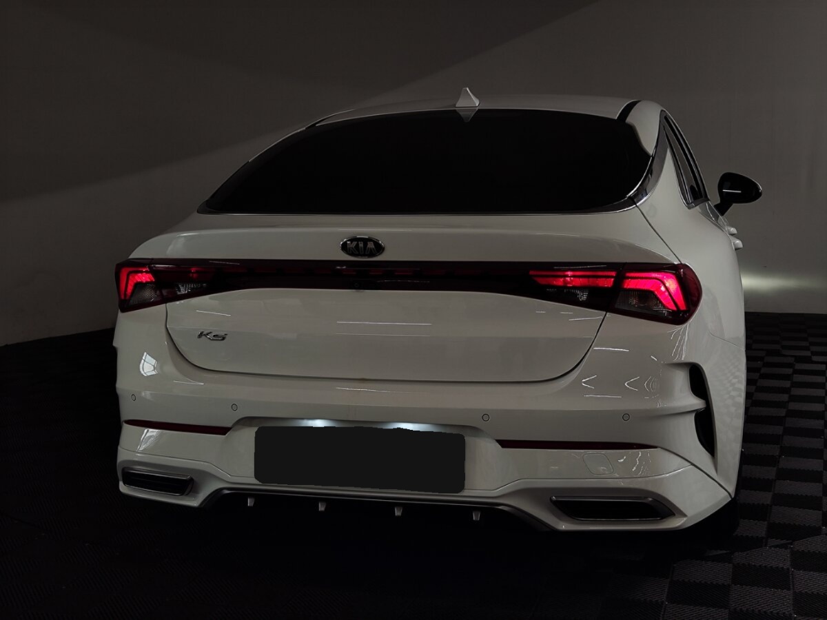 Kia K5, 2021