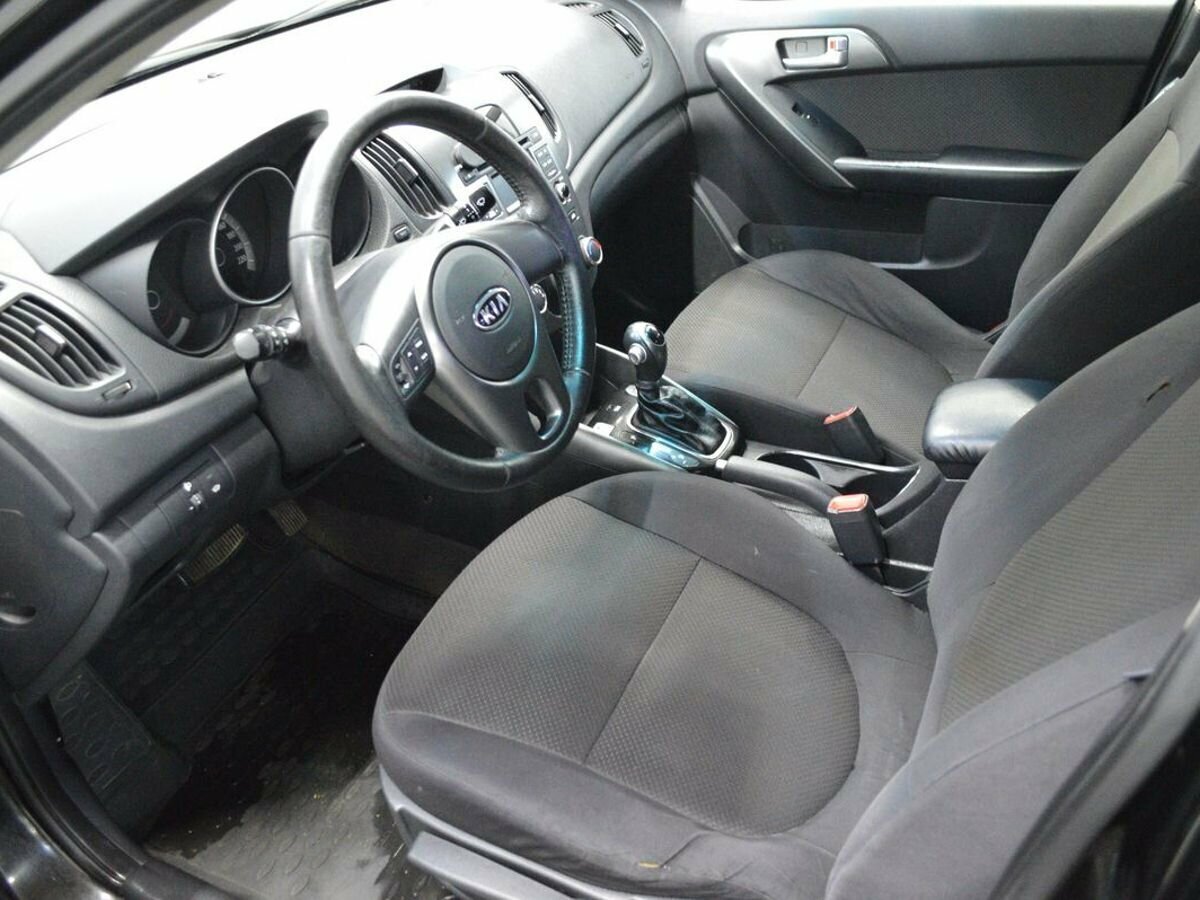 Kia Cerato 6-speed, 2011