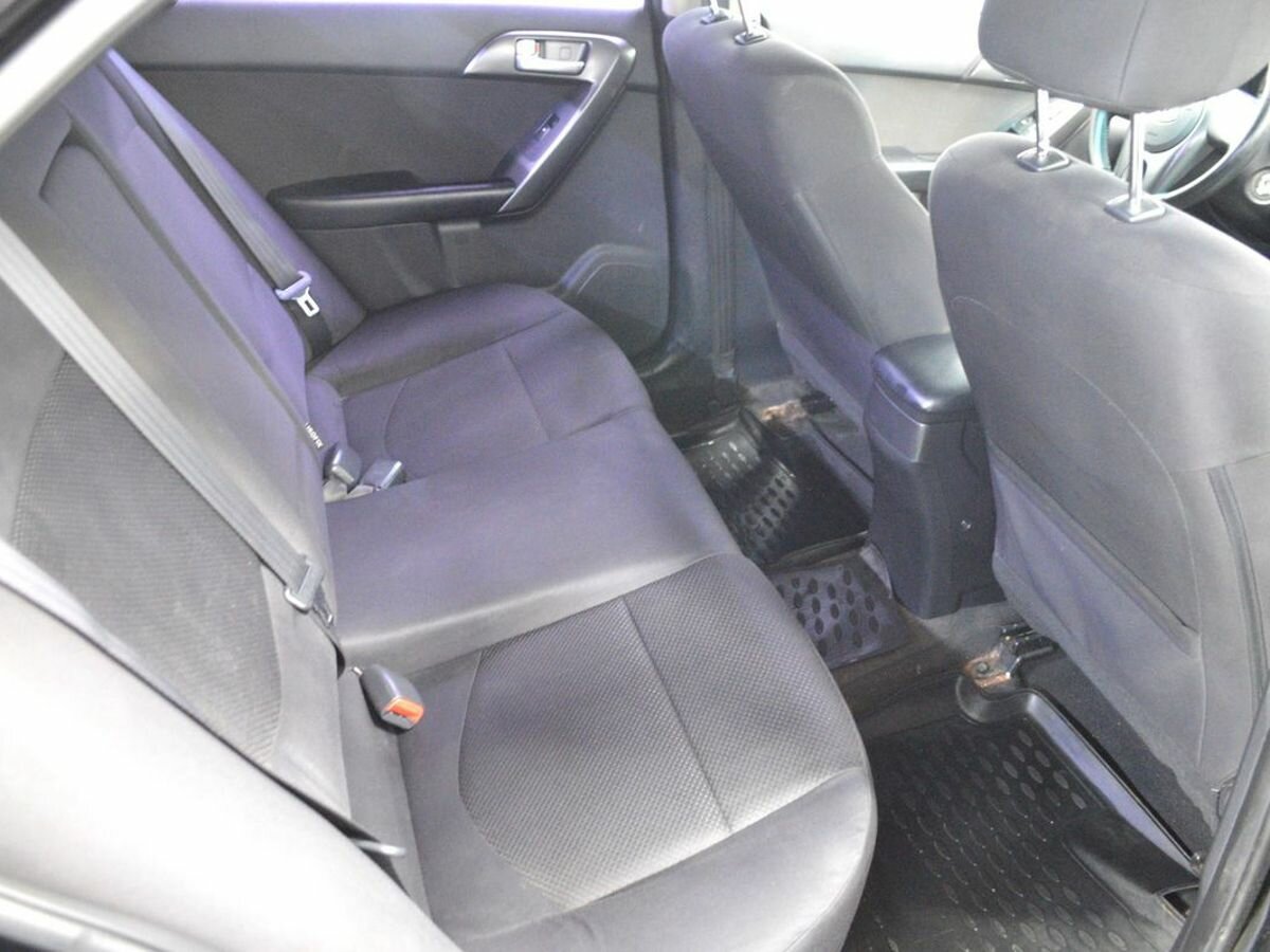 Kia Cerato 6-speed, 2011