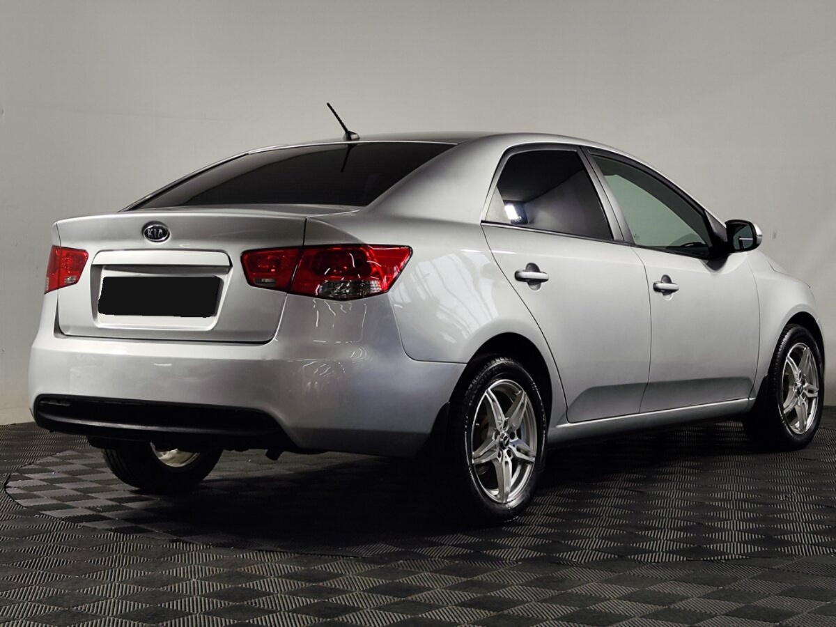 Kia Cerato 6-speed, 2010