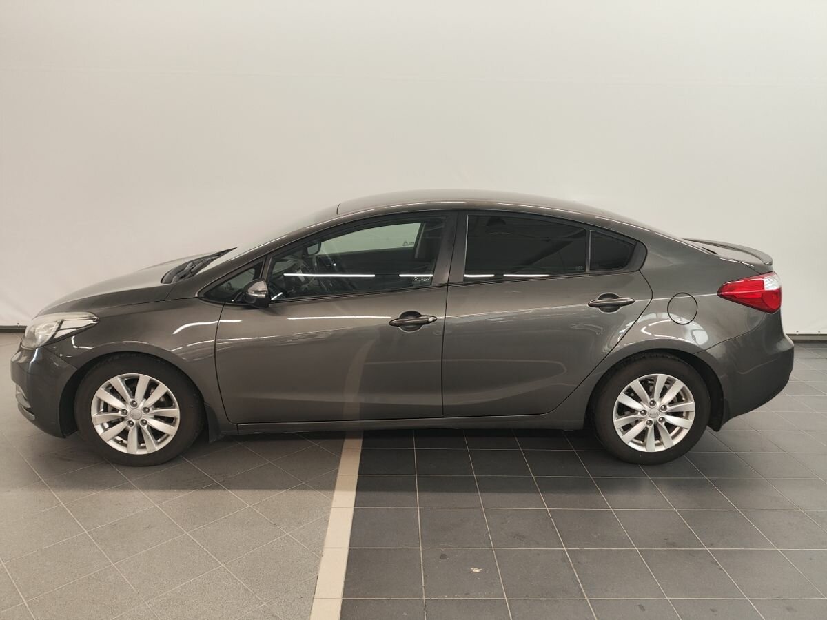 Kia Cerato, 2013