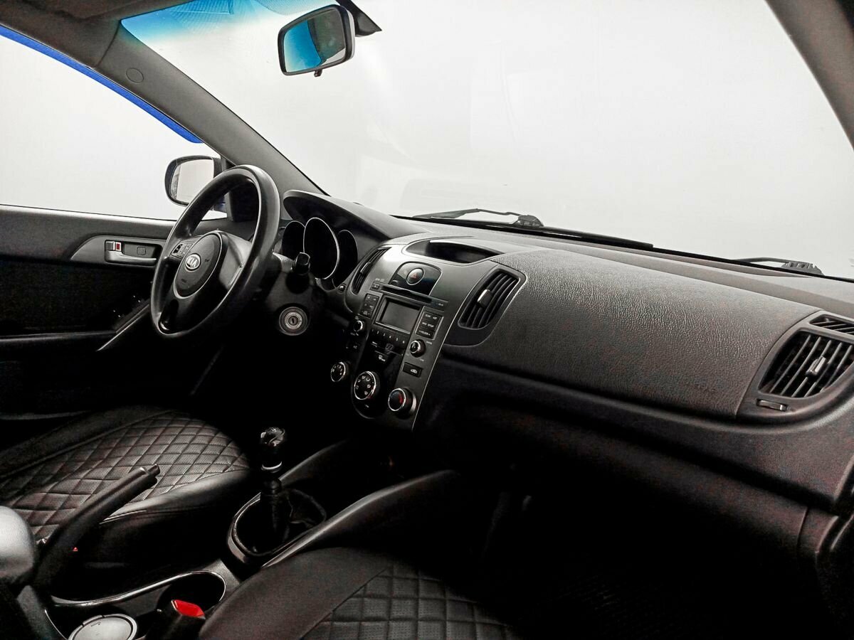 Kia Cerato 5-speed, 2010