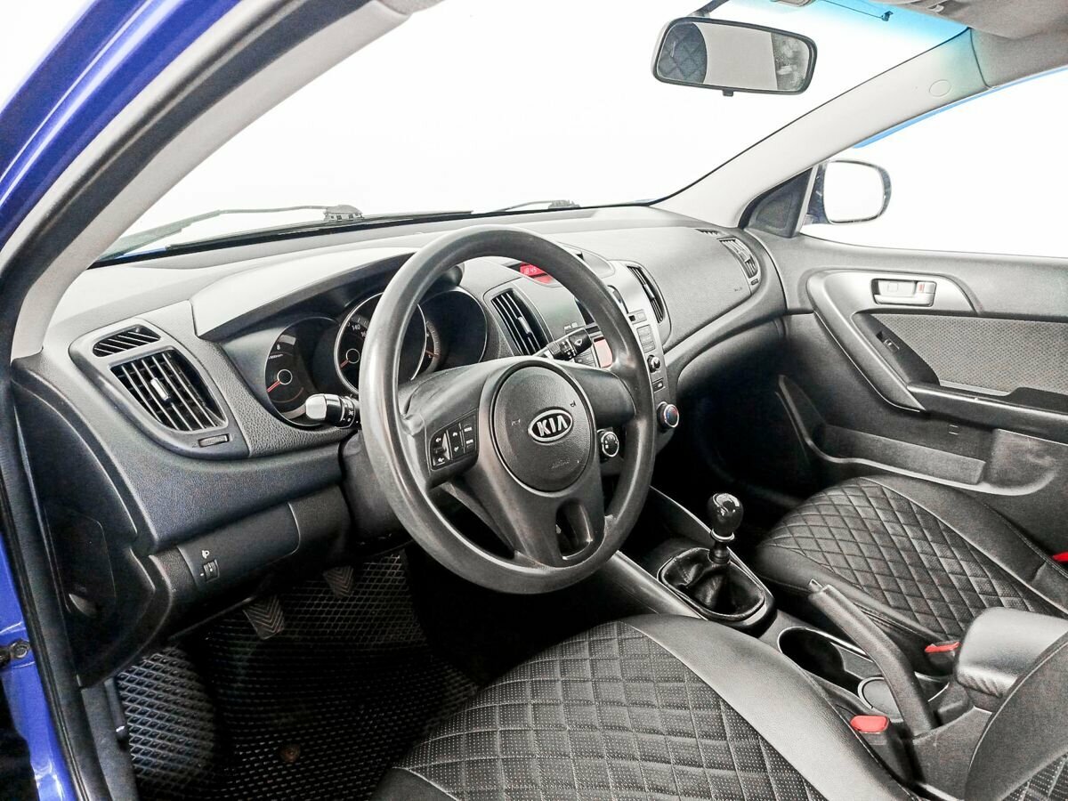 Kia Cerato 5-speed, 2010