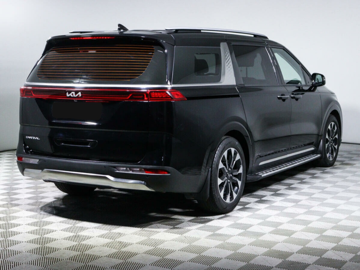 Kia Carnival, 2022