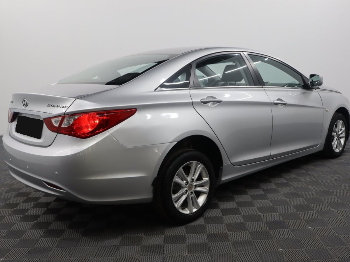 Hyundai Sonata, 2012