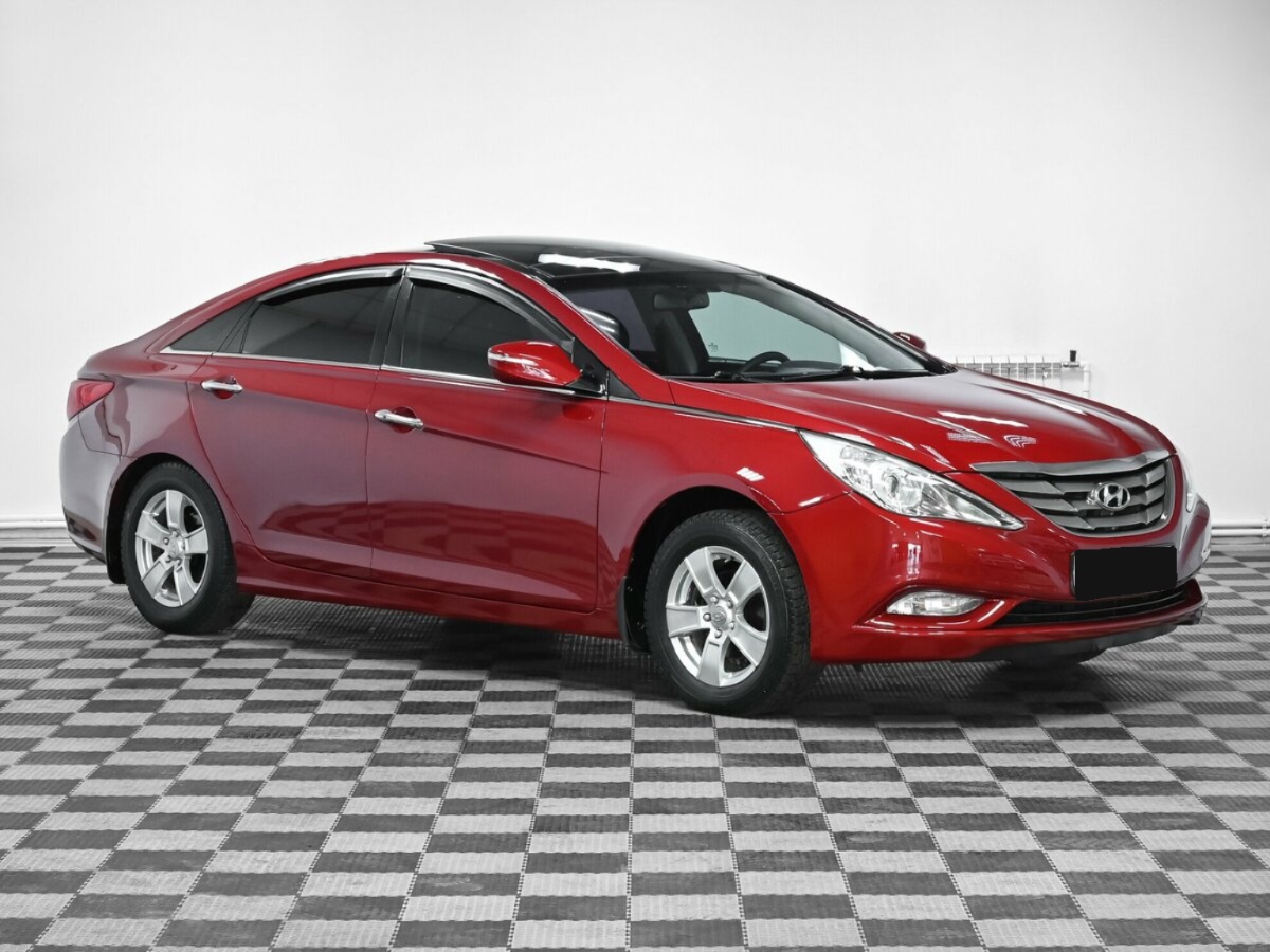 Hyundai Sonata, 2011