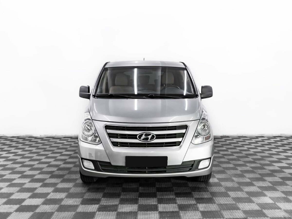Hyundai H-1, 2017