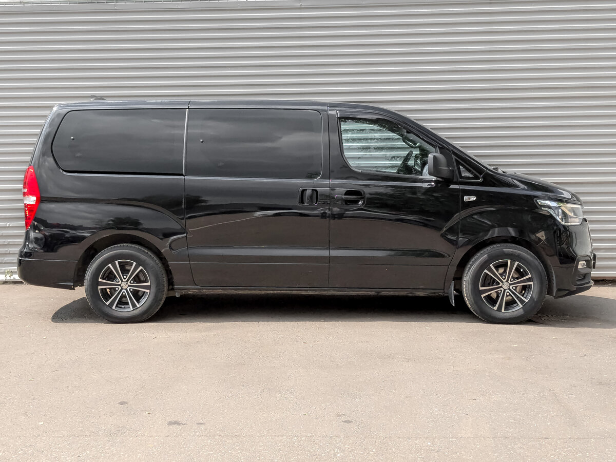 Hyundai H-1, 2019