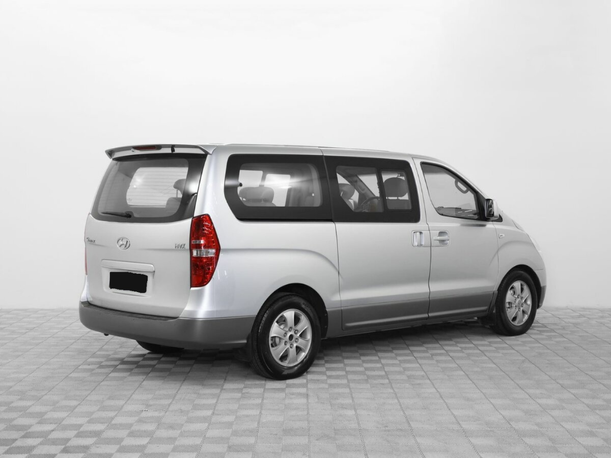 Hyundai Grand Starex, 2010