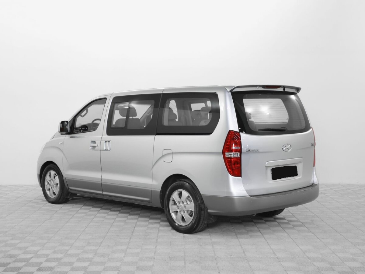 Hyundai Grand Starex, 2010