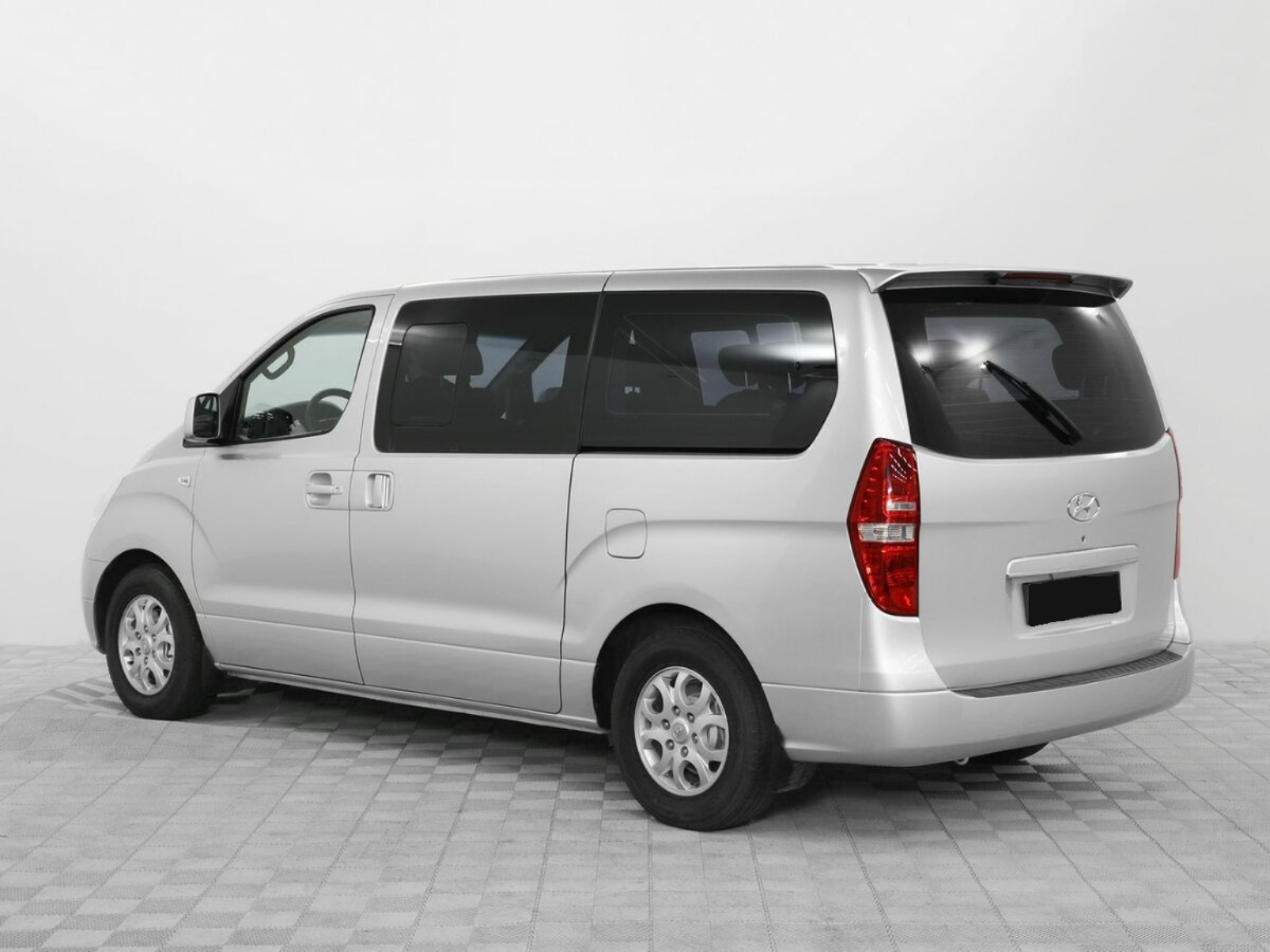 Hyundai Grand Starex, 2010