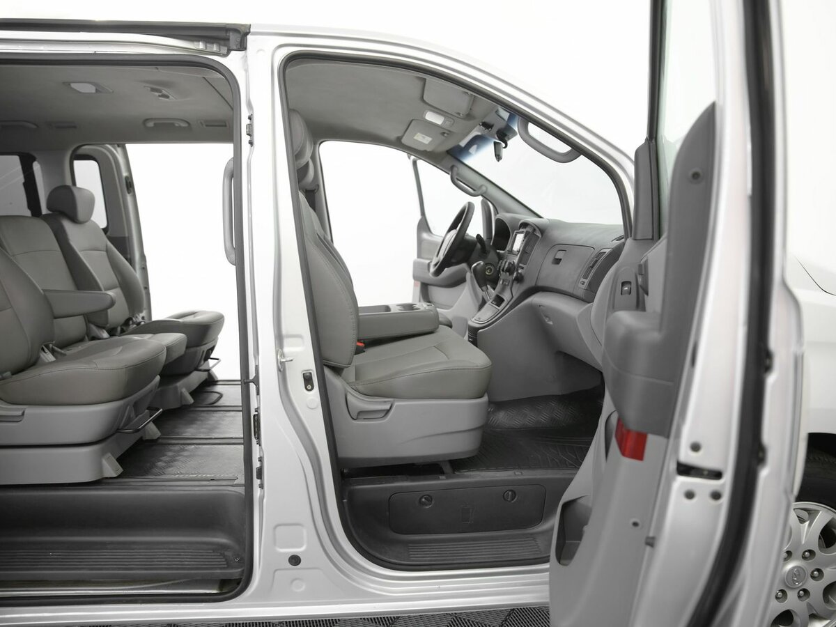 Hyundai Grand Starex, 2010