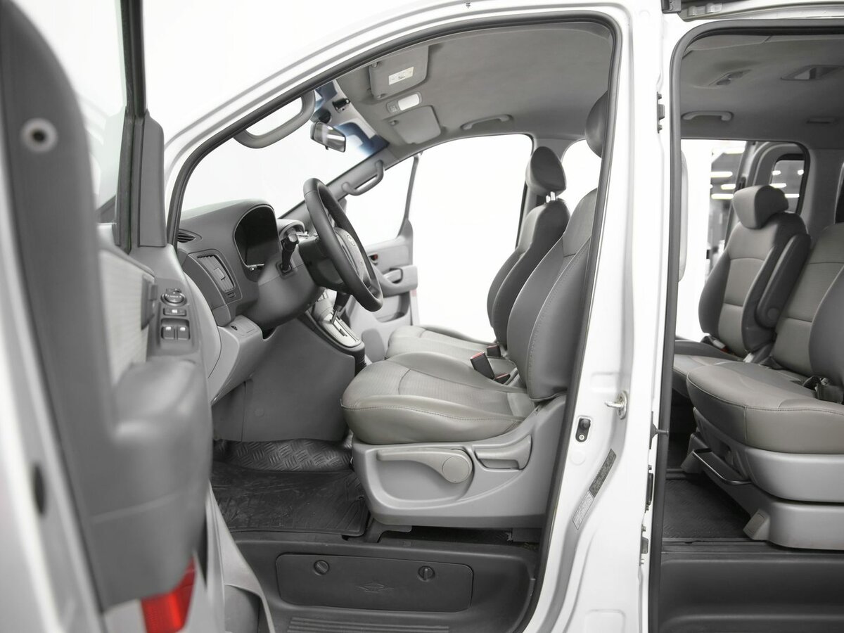 Hyundai Grand Starex, 2010