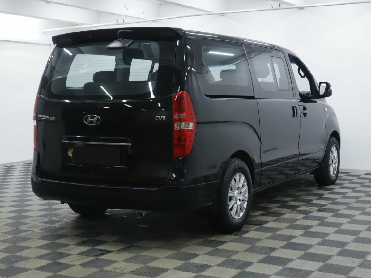 Hyundai Grand Starex, 2015