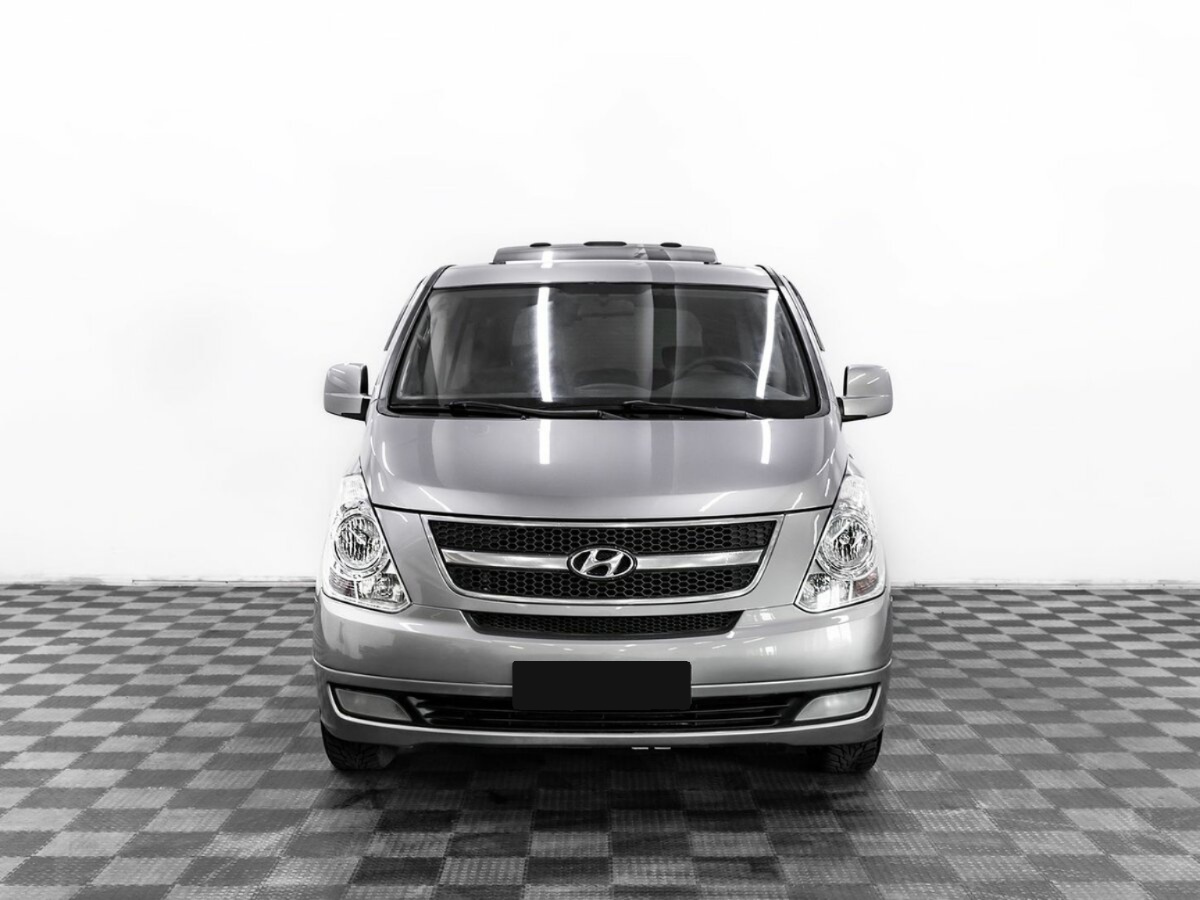 Hyundai Grand Starex, 2013