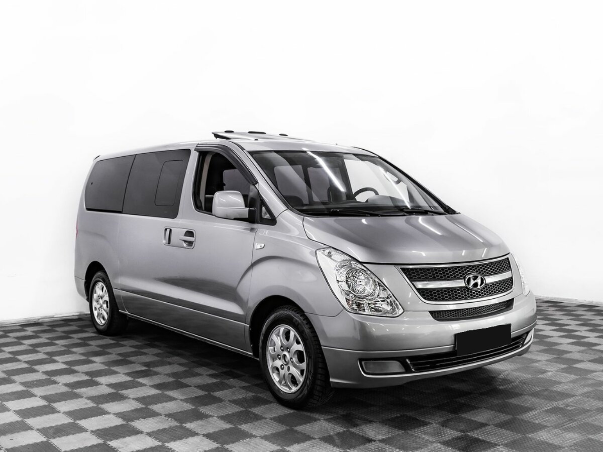 Hyundai Grand Starex, 2013