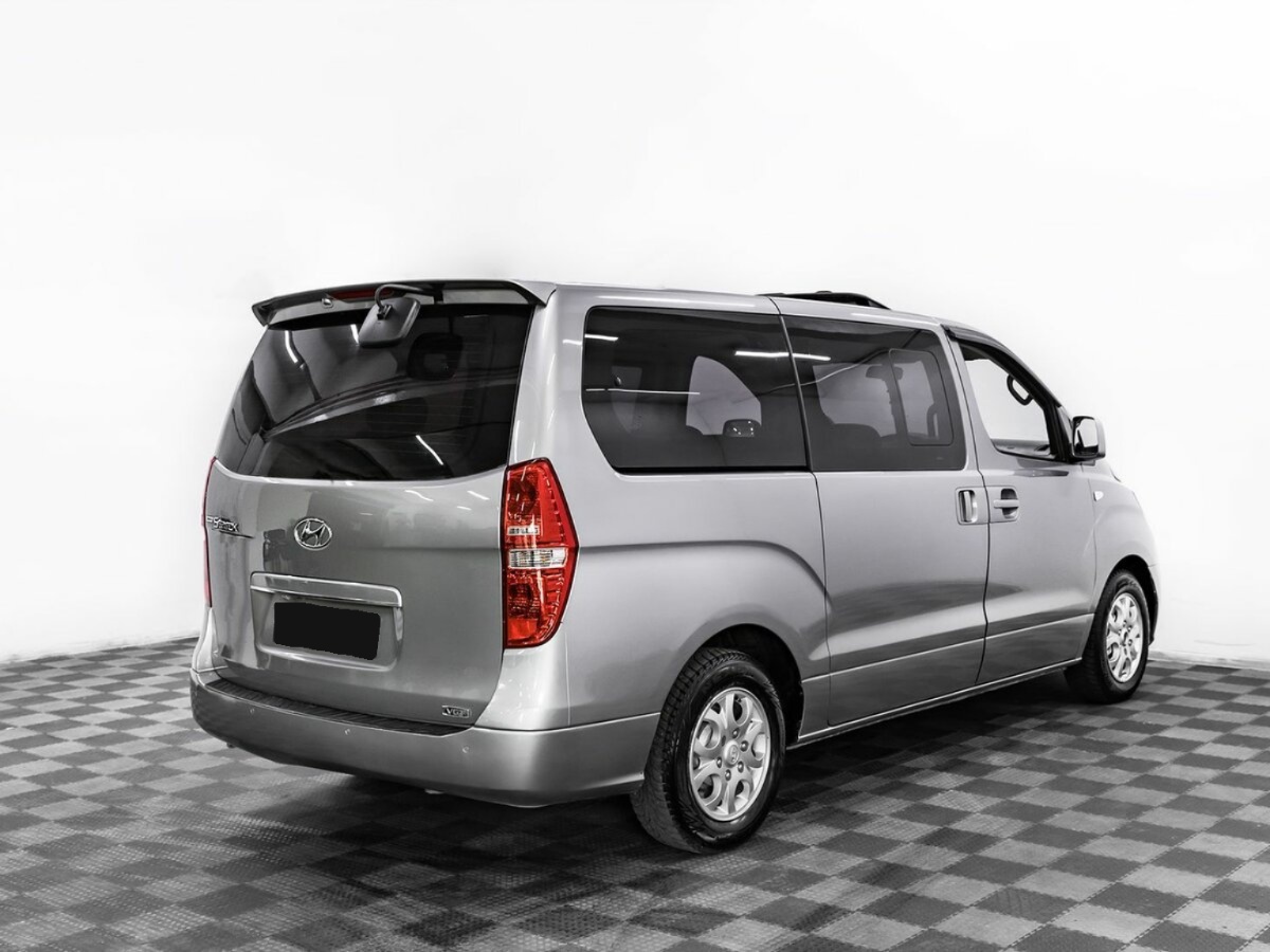 Hyundai Grand Starex, 2013