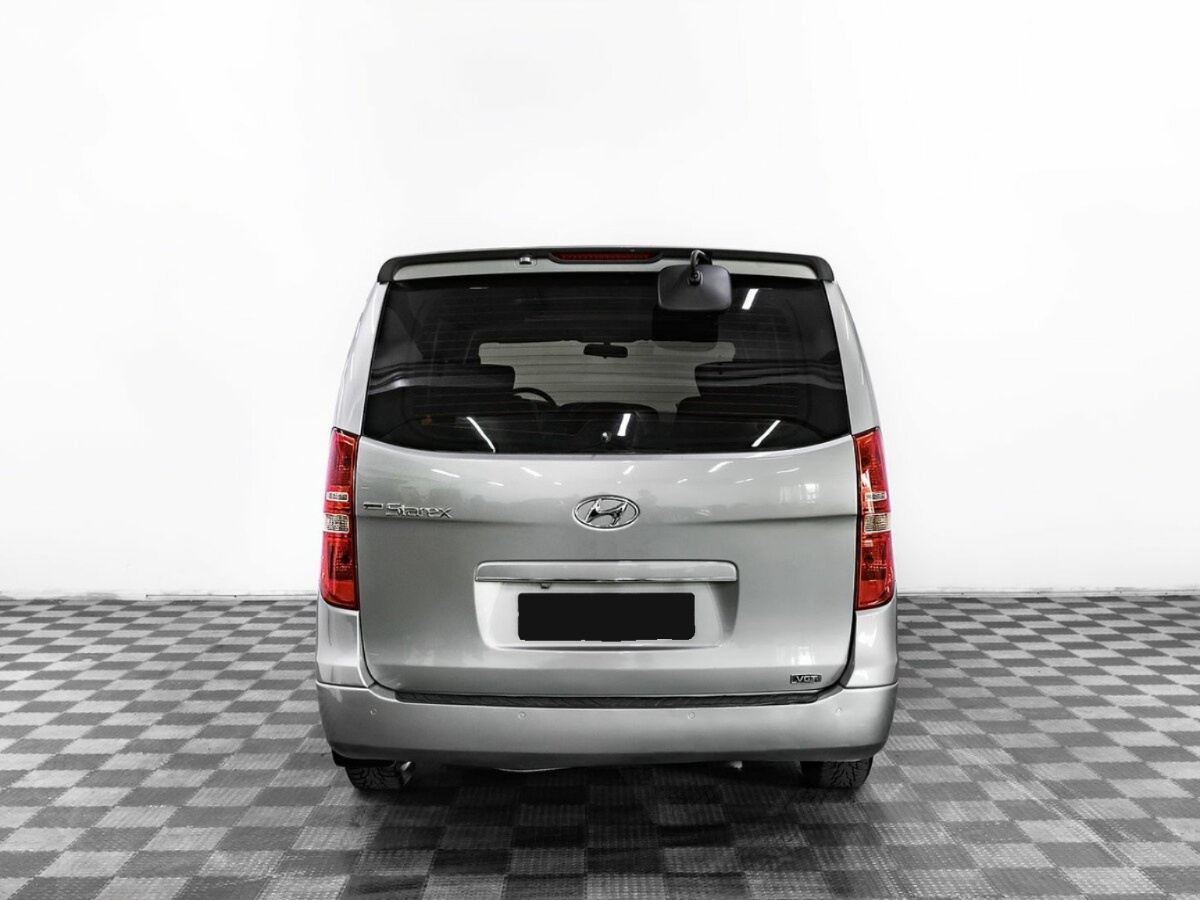 Hyundai Grand Starex, 2013