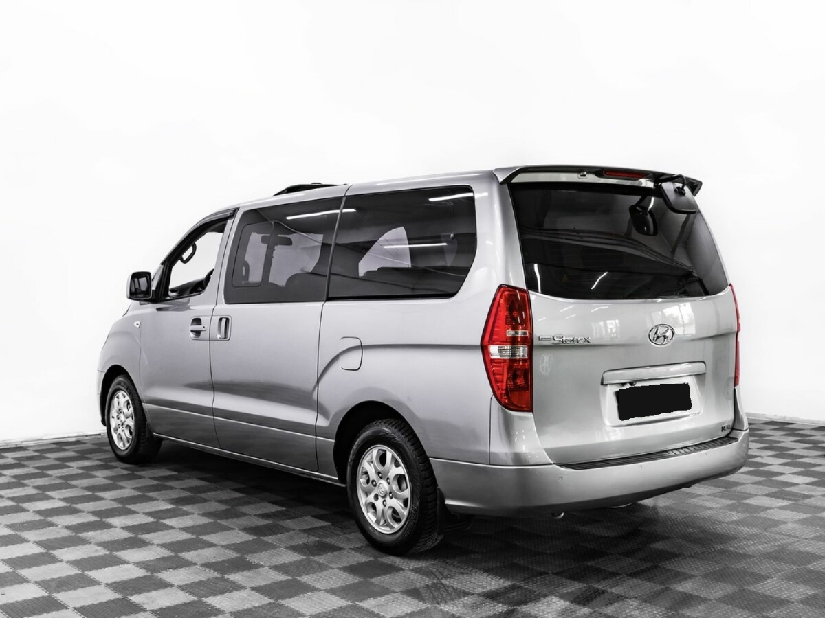 Hyundai Grand Starex, 2013